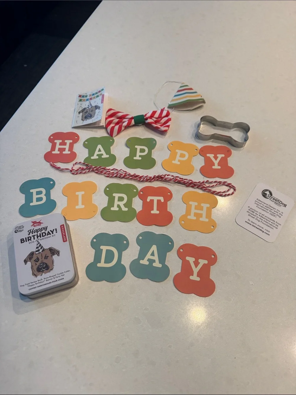 Multicolor Dog Birthday Banner & Bow Set by